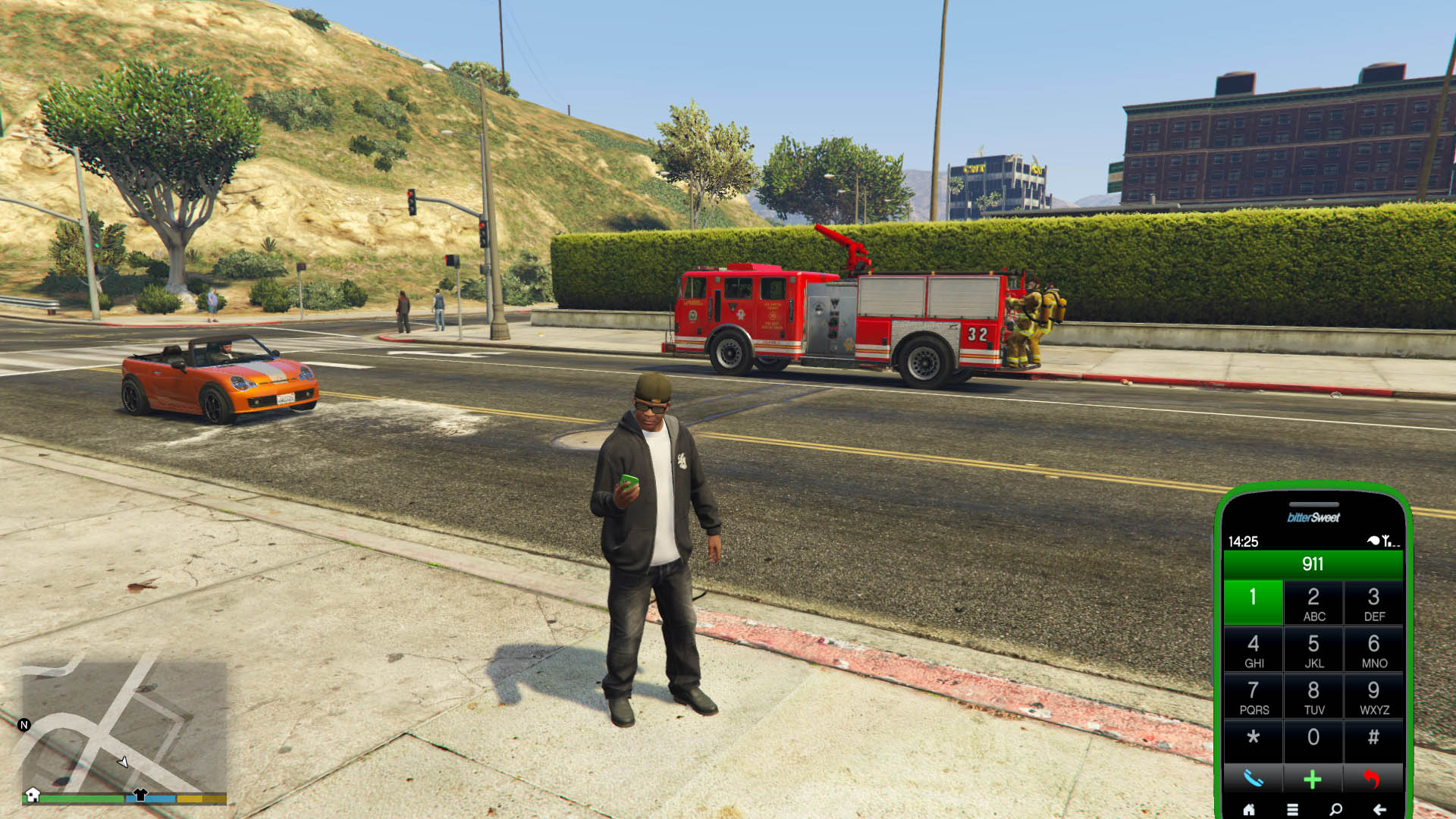 Набрать номер 911 в ГТА 5 для вызова пожарной службы